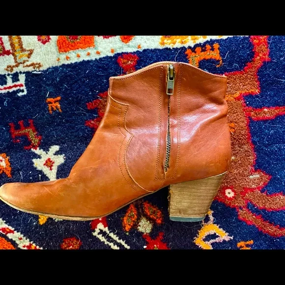 COPY - Isabel Marant Caramel dicker boots size 9 - Picture 2 of 2